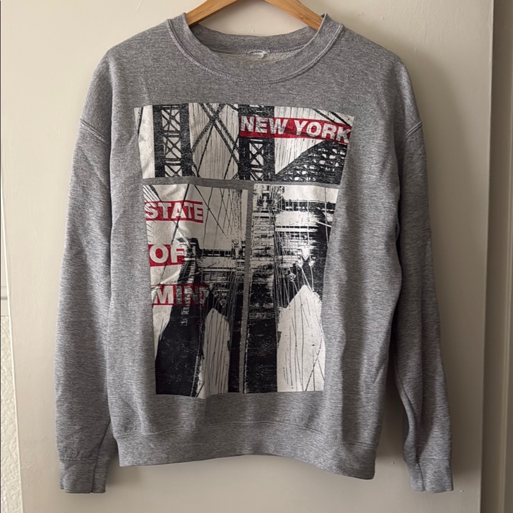 American Rag Mens New York City State of Mind Sweatshirt Gray Medium